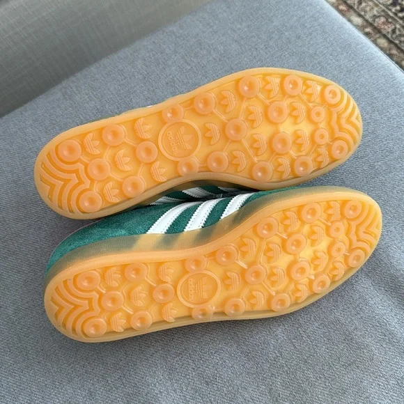 Adidas Gazelles NEW - Picture 4 of 6